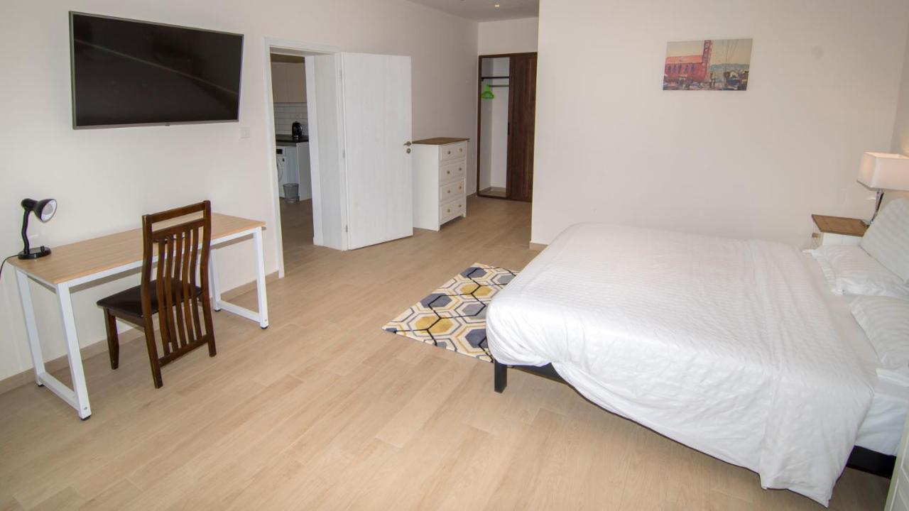New Brookfields Hotel Freetown Exteriör bild