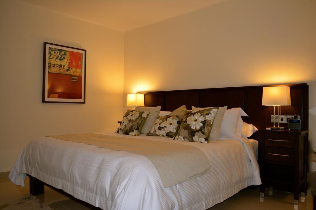 New Brookfields Hotel Freetown Rum bild