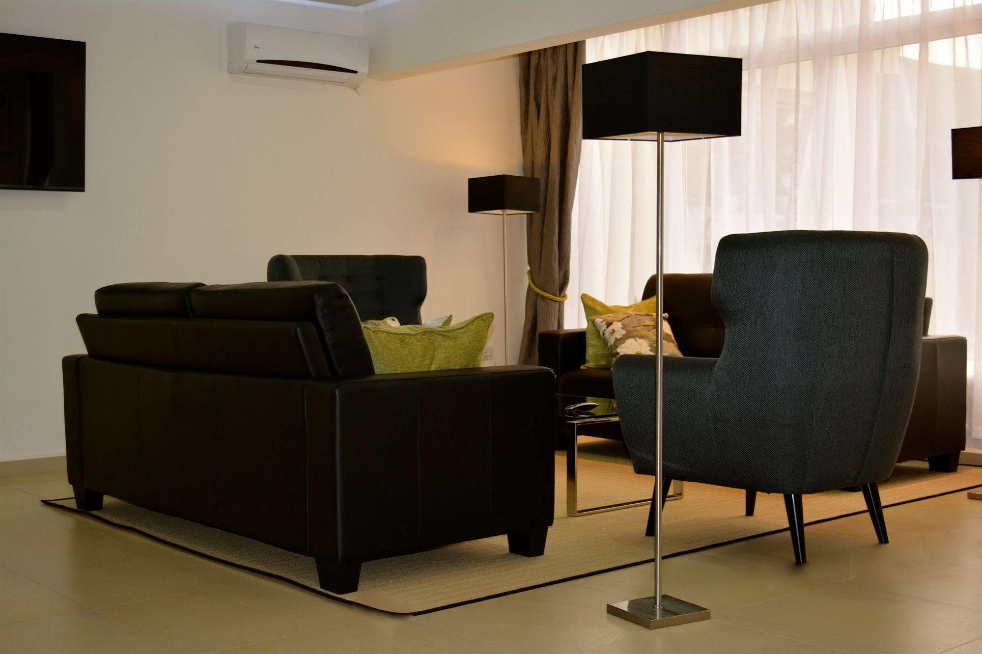 New Brookfields Hotel Freetown Exteriör bild